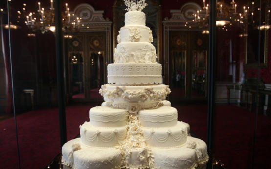 Самые дорогие и большие свадебные торты!